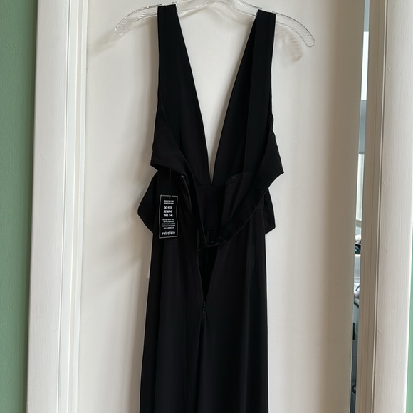 Retrofete Chrissy Dress in Black - Picture 8 of 9